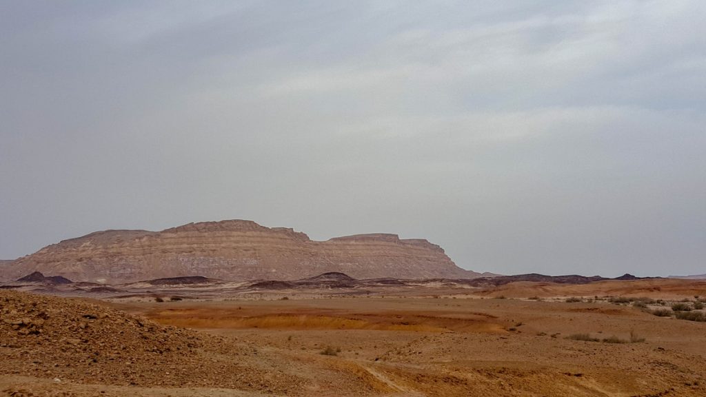 הר ארדון, מכתש רמון, המכתש הקטן, מצפה רמון, מדבר 